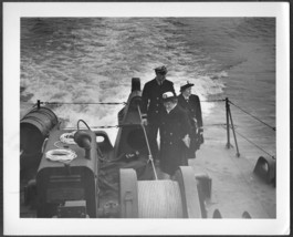 WWII US Naval Training School (WR) Bronx Photo WAVE Officers Visit Ship #10 - $19.75