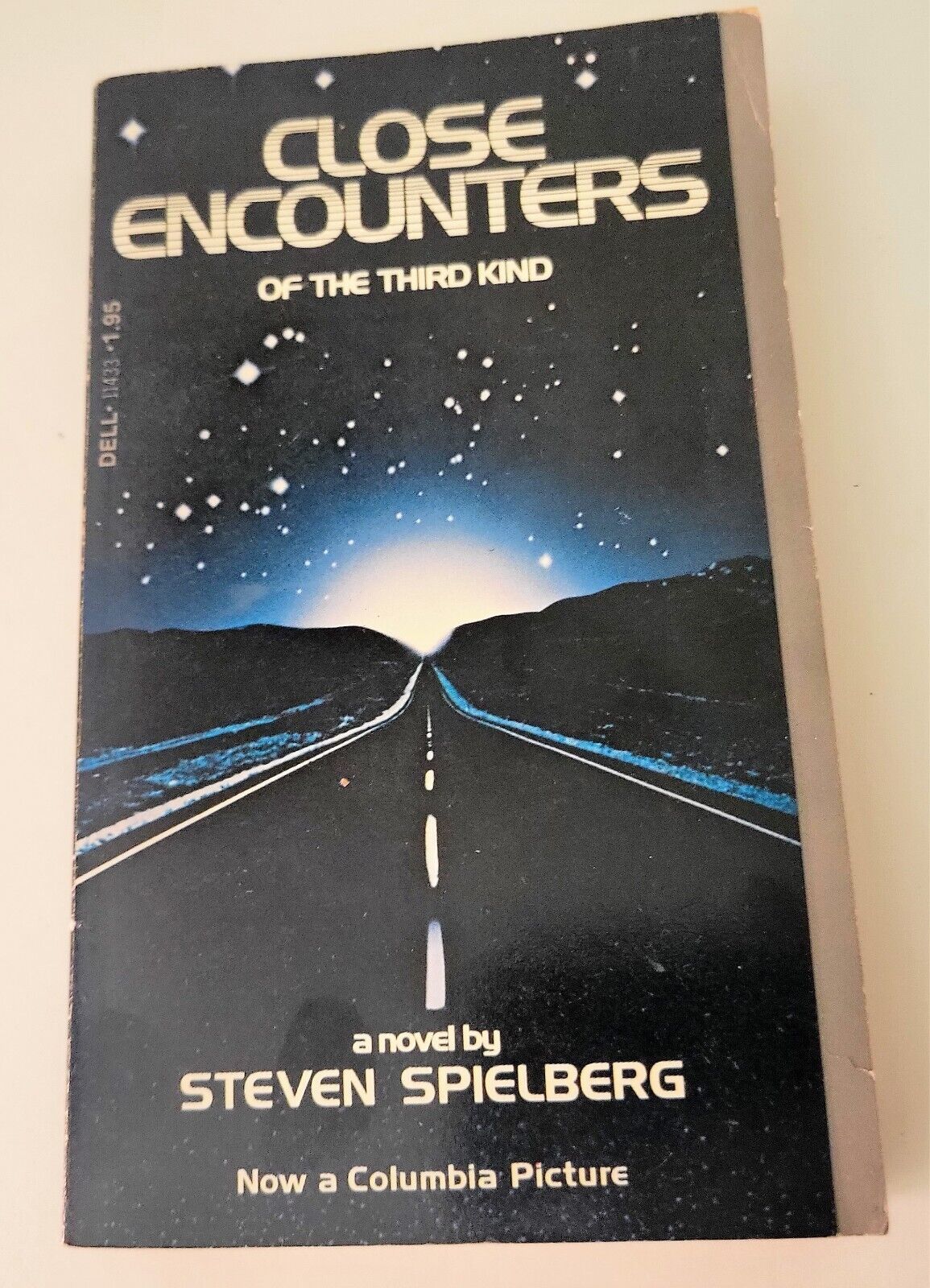 Close Encounters of the Third Kind by Steven Spielberg-Dell Trade Paperb... - $5.44