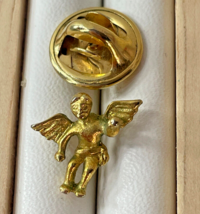 MINI Treasures &amp; Trinkets Signed Guardian Angel Pin Gold Toned 0.5&quot; - $6.92