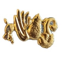 Dragon  Pin Badge - $79.38 MXN