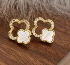 New four-leaf clover earrings niche design Korean sense commuter fashion - $19.80