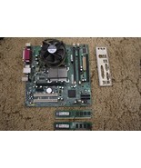 Intel D945GCCR D78647-300 Micro ATX Socket 775 Desktop Motherboard +IO/P... - $734.11 MXN