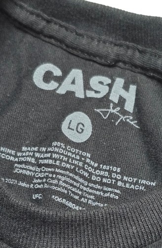 Johnny Cash The Man in Black T-Shirt Men’s L NWT Music Legend Tee Item image 4