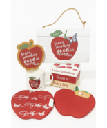 Dolly Parton Dollar General 2024 Red Apple Kitchen Set Lot of 6 Pot Hold... - $547.01 MXN