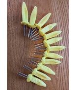 LOT OF 12 VINTAGE EAR OF CORN PICKS OR HOLDERS - $17.78 CAD