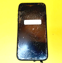 *BROKEN* APPLE IPHONE 11 4G LTE IOS 12MP 6.1&quot; HEXA-CORE IPS LCD CELL PHO... - $1,055.17 MXN