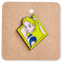 Alice in Wonderland Disney Pin: Classic Characters Alice - £10.15 GBP