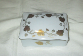 Vintage Lefton Golden Leaves Designs Trinket Box - £9.34 GBP