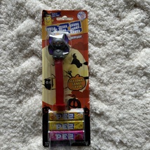Pez Bat Candy Dispenser Seasonal Candy Halloween New - $8.99