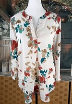 Van Heusen Floral Blouse Size S/P Women&#39;s 3/4 Sleeves V Neck  - £8.58 GBP