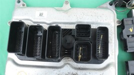BMW F30 F10 F25 N20 Engine Control Module DME ECU CAS4 Fob Computer Set 7637482 image 3