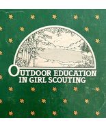 Outdoor Education In Girl Scouting 1984 PB Book Outdoor Guide Vintage LGMAG - €25,75 EUR