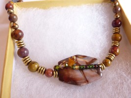 Vintage Graduated Bead Polished AGATE Stone Necklace - $24.45