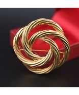 Vintage signed Monet gold tone twisted knot brooch - €17,28 EUR