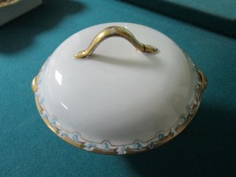 A &amp; D Limoges France 4 1/2 X 6 White Covered Covered Footed Bowl - £59.21 GBP
