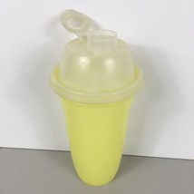 Tupperware Quick Shake Gravy Shaker Set Yellow 844-4 White Lid 845-1 Wheel 846-4 - £11.59 GBP
