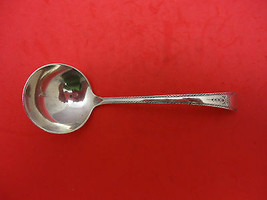 Early American Engraved by Lunt Sterling Silver Sauce Ladle 5 1/4&quot; Serving - $78.21