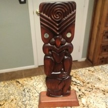 Maori Wood Signed Carving, New Zealand Tekoteko Sculpture Tiki NZ handcrafted - £61.52 GBP