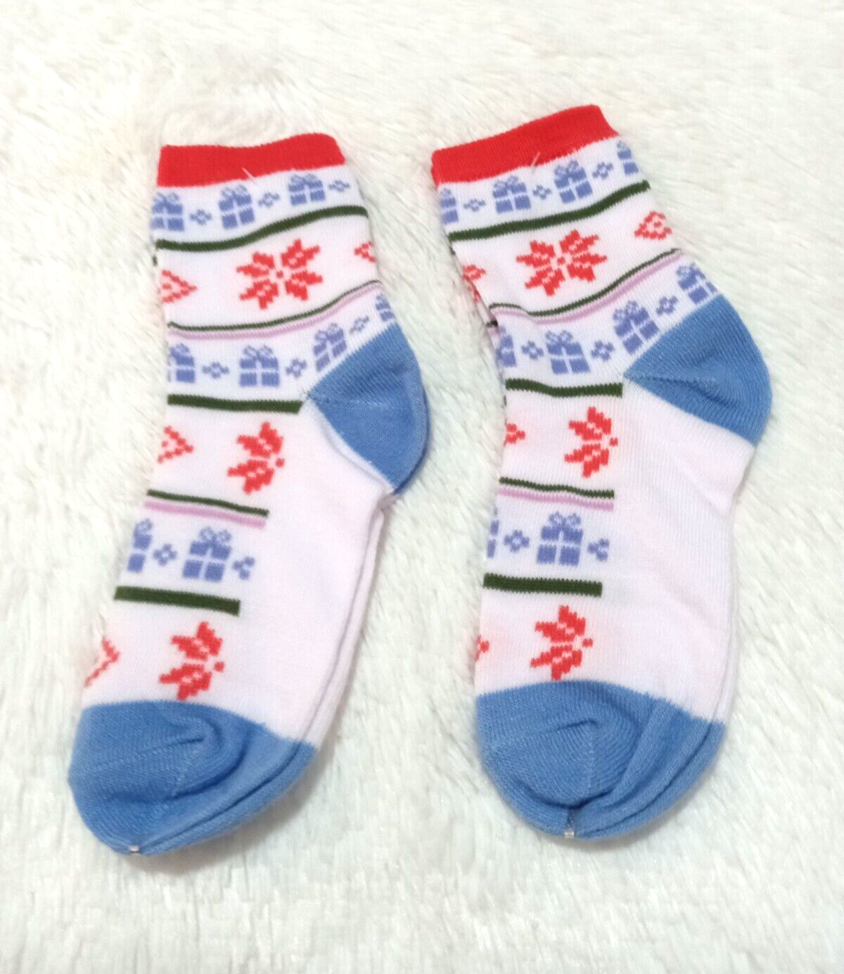 2 Pair Kids Poly Ankle Socks "FAIR ISLE" (Size 7-8.5) Multicolored - NEW!!!