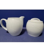 Denby WHITE TRACE Covered Sugar and Creamer set of 2 Used Beautiful gorg... - £27.48 GBP