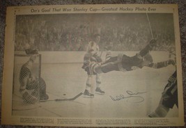 Bobby Orr The Goal Signed Autograph 1970 Newspaper Centerfold Photo Bost... - £233.77 GBP