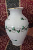Herend Hungary Porcelain vase Petersilie Pattern, 5 1/2[8] - £42.97 GBP
