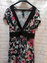 Bisou Bisou Dress 18W black white pink flowers v neck knee or right below - $14.84