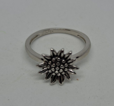 Sunflower Spinner Ring Silver Flower Size 8 - £7.75 GBP
