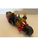 Official LEGO Marvel Ghost Rider Minifigure and Motorcycle Loose Set - $417.75 MXN