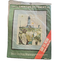 Vogart Crewel Kit 5178 Lighthouse 16&quot; x 20&quot; Creative Stitchery Vintage 1975 - €30,51 EUR