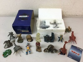 Iwakura Godzilla Special Effects Encyclopedia DELUXE 2 Figure Ebirah Meg... - $3,360.01 MXN