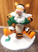 Disney TIGGER Winter Wonderland 3.5&quot;  FIGURE Scarf Snowballs - $75.19 MXN