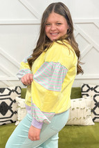 Yellow Striped Color Block Patchwork Crewneck Plus Size Pullover Sweatshirt - $22.85