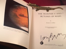 MARS! The Mariner 6 and 7 Pictures Of MARS signed by Ray Bradbury. Extras. - £499.21 GBP