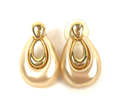 Vintage Napier Pearl Earrings Signed Pierced Gold Tone 1&quot; - £19.11 GBP