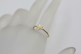 Fine 18K Yellow Gold Minimalist Thin Band Star Ring Size 5 Adjustable - £82.21 GBP