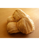 Beige Cream 100% Virgin Wool 4oz. Hank #4 Medium Weight Yarn - £4.13 GBP