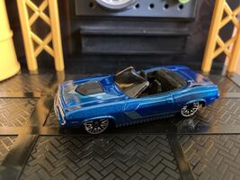 Hot Wheels Collectible Car1970 Plymouth Barracuda Convertible - $6.30