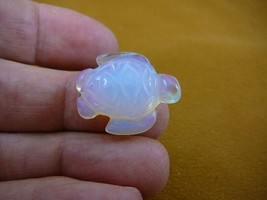 Y-TUR-SE-503) 1&quot; Sea Turtle White Opalite Figurine Gemstone Turtles Baby Reptile - £6.90 GBP
