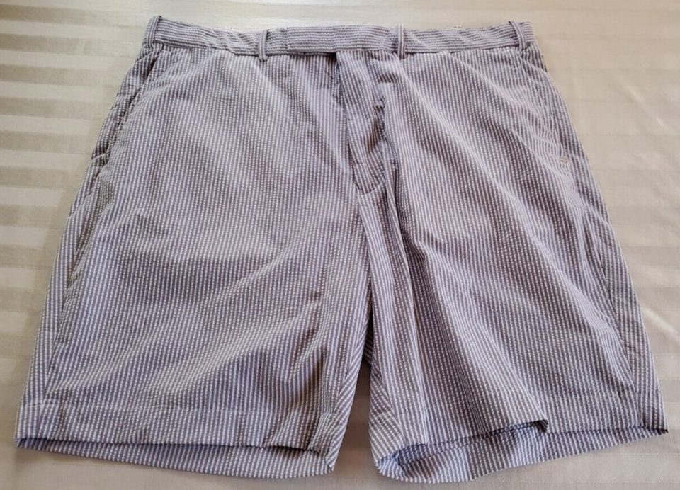 Primary image for Polo Ralph Lauren RLX Gray & White Seersucker Shorts Mens Size 40