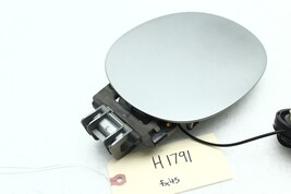 2003-2008 INFINITI FX35 FX45 EXTERIOR FUEL DOOR COVER LID WITH GAS CAP H1791 image 4