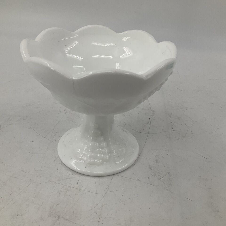 Colony Harvest Grape Individual Candle Holder  Milk Glass Indiana White ... - $14.84