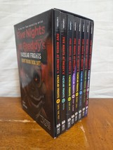 Five Nights at Freddys Fazbear Frights 8 Book Boxed Set Scott Cawthon - $749.90 MXN