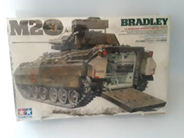 Tamiya U.S. M2 Bradley Infantry Fighting Vehicle Tank #35132 1/32  Seal - £22.41 GBP