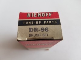Brush Set DR96 Niehoff - $7.74