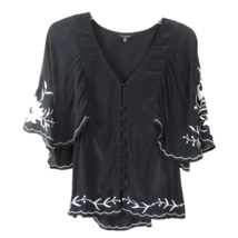 Lucky Brand Embroidered black and white top bottom short Flutte sleeves ... - £23.34 GBP