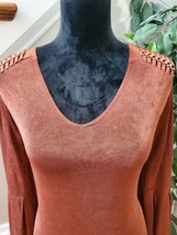 Chico&#39;s Women&#39;s Brown Solid Acetate V-Neck Long Sleeve Casual Top Blouse  2/L - £18.85 GBP