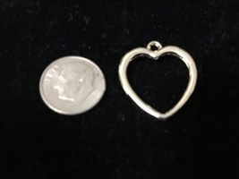 Beautiful Heart Pendant Necklace charm - £9.67 GBP
