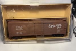 Train Miniature C B &amp; Q Wood Box Car HO Scale - £11.96 GBP