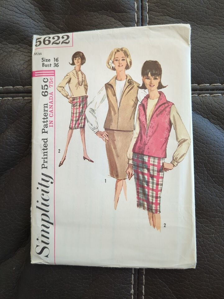 Simplicity 5622 Sewing Pattern Misses 1960s Skirt Blouse Pullover Vtg Size 14 - $14.24